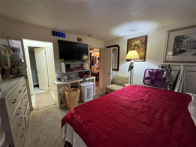 944 LAKE DESTINY ROAD A, Altamonte Springs, FL 32714