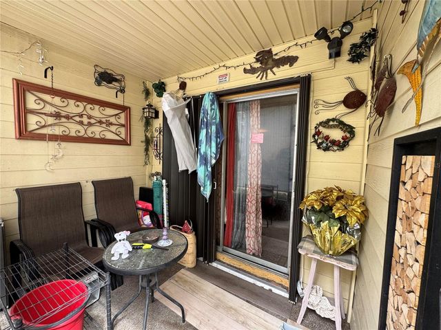 944 LAKE DESTINY ROAD A, Altamonte Springs, FL 32714