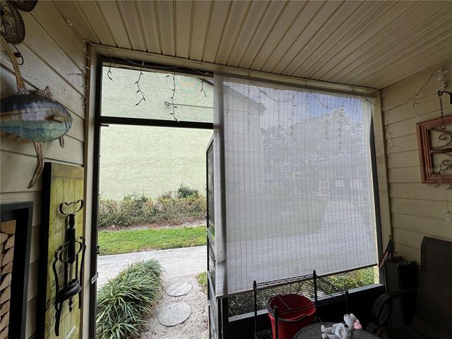 944 LAKE DESTINY ROAD A, Altamonte Springs, FL 32714