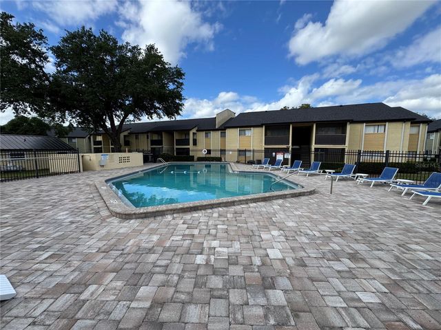 944 LAKE DESTINY ROAD A, Altamonte Springs, FL 32714