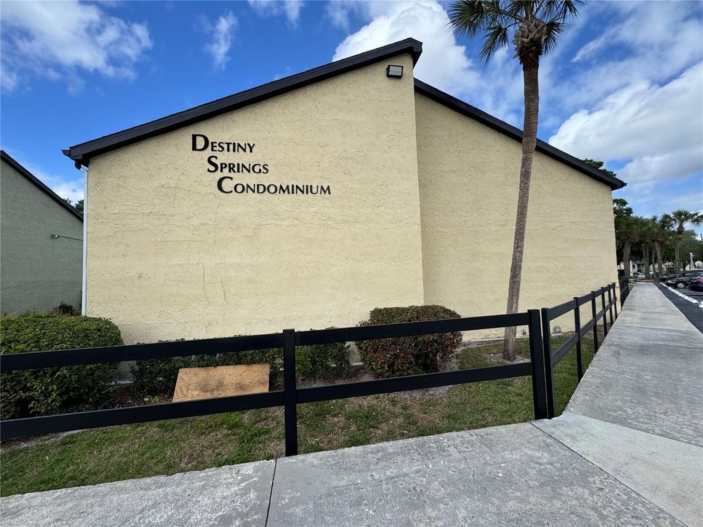 944 LAKE DESTINY ROAD A, Altamonte Springs, FL 32714