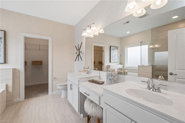 903 Cooper LN, Chesapeake, VA 23320