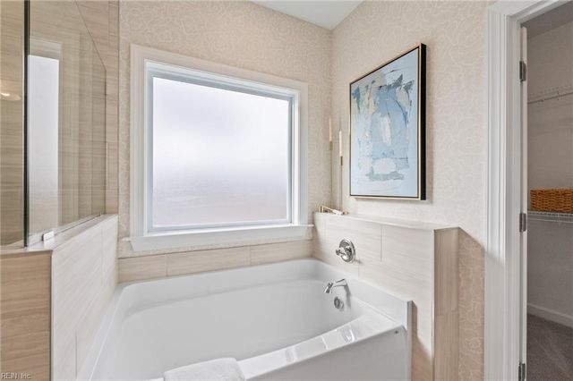 903 Cooper LN, Chesapeake, VA 23320