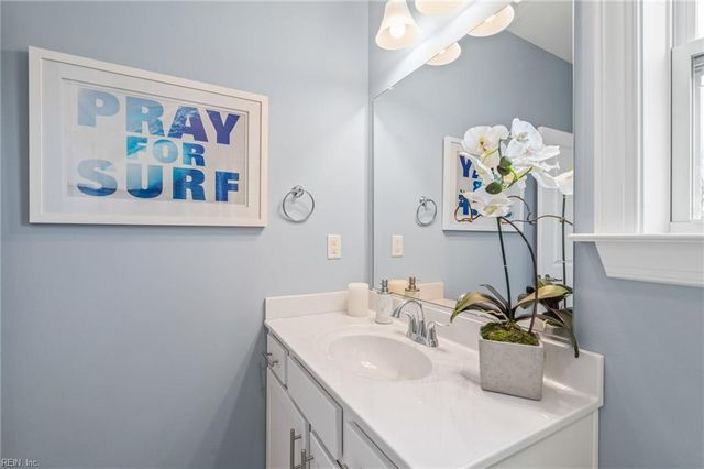 903 Cooper LN, Chesapeake, VA 23320