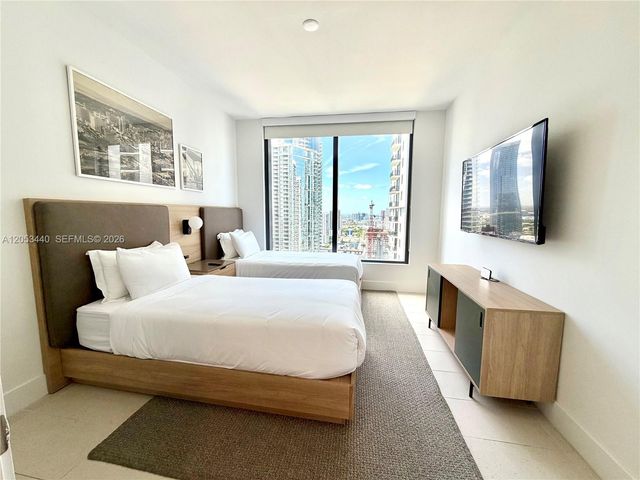 159 NE 6th Street 3215, Miami, FL 33132