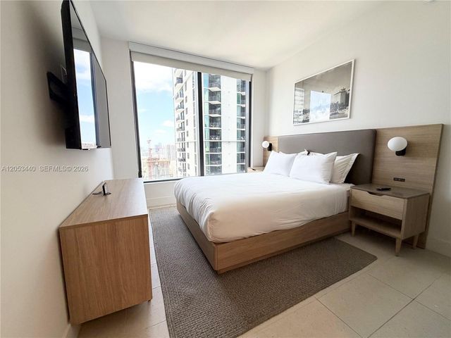 159 NE 6th Street 3215, Miami, FL 33132