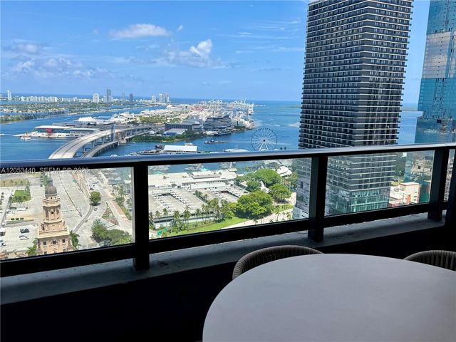 159 NE 6th Street 3215, Miami, FL 33132