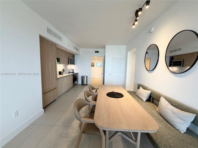 159 NE 6th Street 3215, Miami, FL 33132