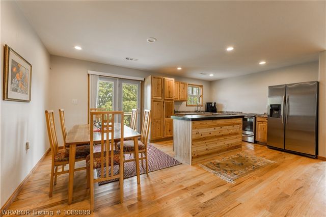 10022 W Devils Den Road, Winslow, AR 72959