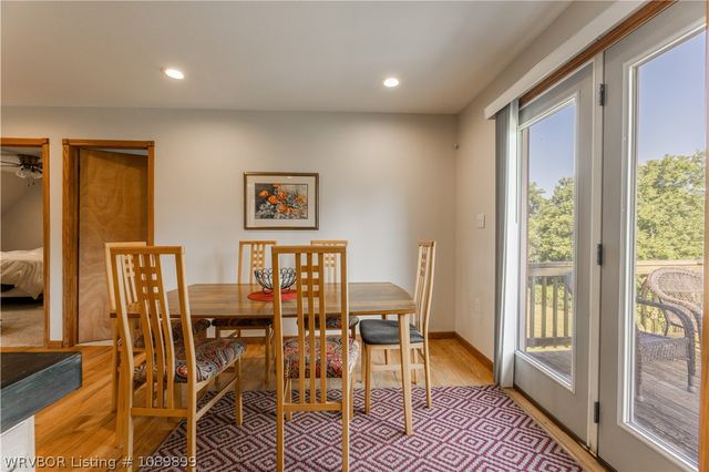 10022 W Devils Den Road, Winslow, AR 72959