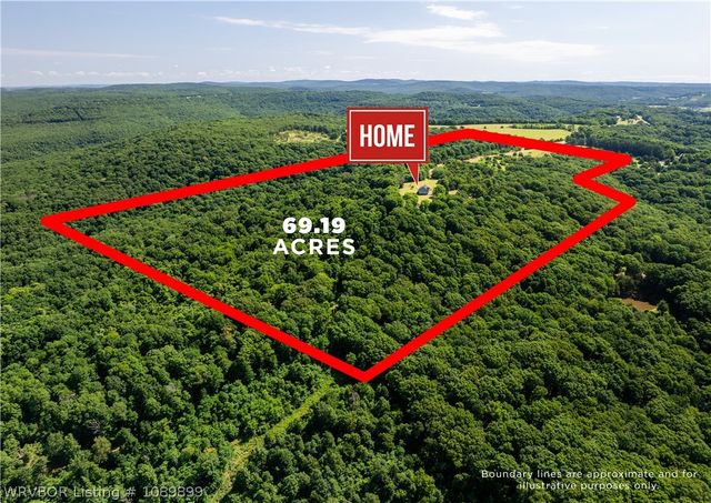 10022 W Devils Den Road, Winslow, AR 72959