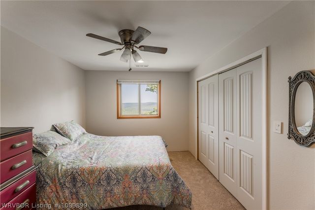 10022 W Devils Den Road, Winslow, AR 72959