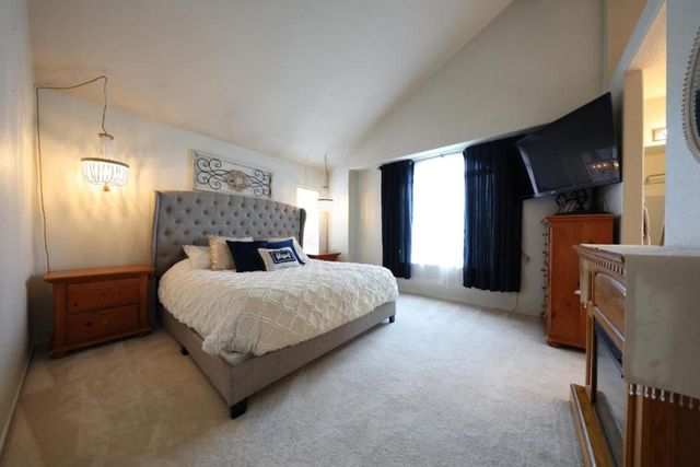 1243 De Cunha Court, Salinas, CA 93906