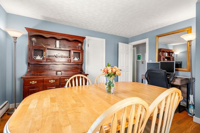 14 Davis Rd, Auburn, MA 01501