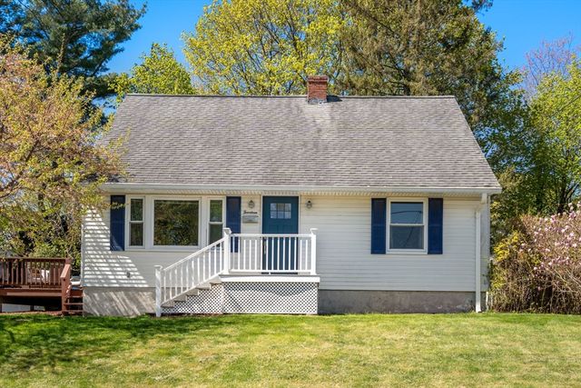 14 Davis Rd, Auburn, MA 01501