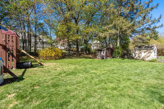 14 Davis Rd, Auburn, MA 01501