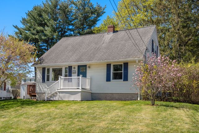 14 Davis Rd, Auburn, MA 01501