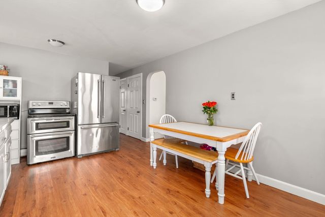 14 Davis Rd, Auburn, MA 01501