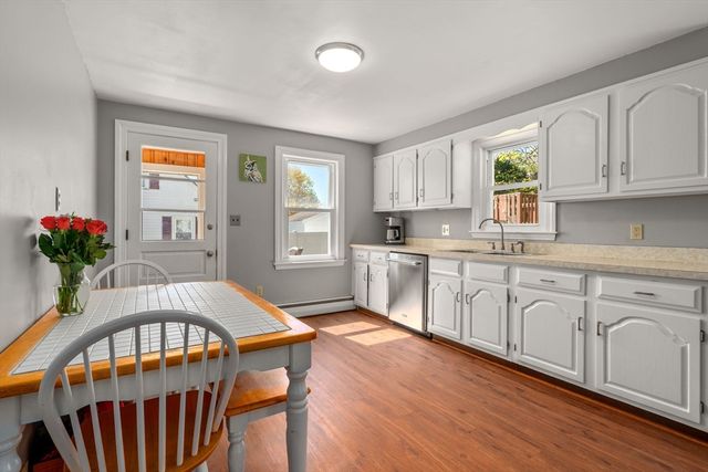 14 Davis Rd, Auburn, MA 01501