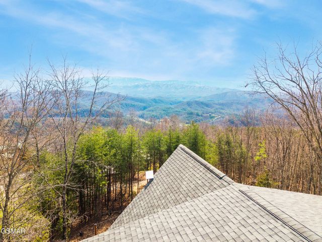 775 Shell Mountain Road, Sevierville, TN 37876