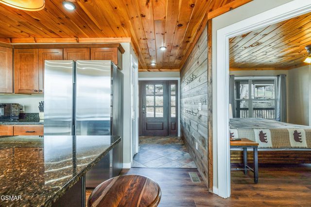 775 Shell Mountain Road, Sevierville, TN 37876