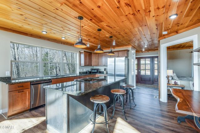 775 Shell Mountain Road, Sevierville, TN 37876