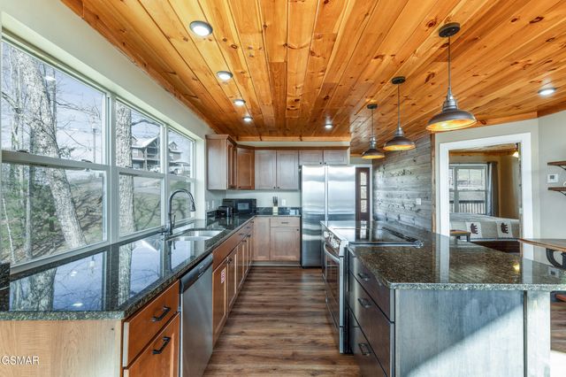 775 Shell Mountain Road, Sevierville, TN 37876