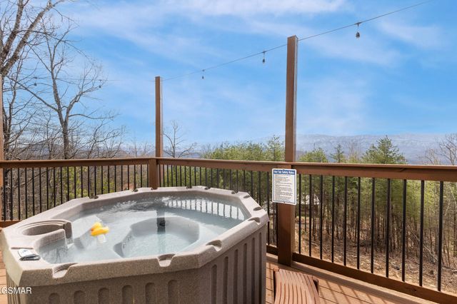 775 Shell Mountain Road, Sevierville, TN 37876