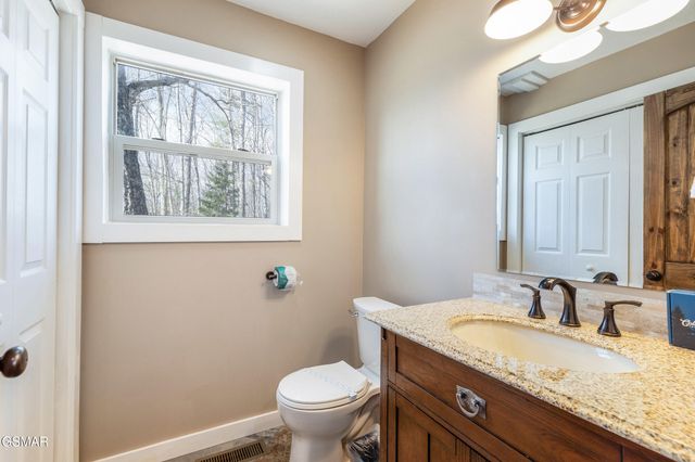 775 Shell Mountain Road, Sevierville, TN 37876