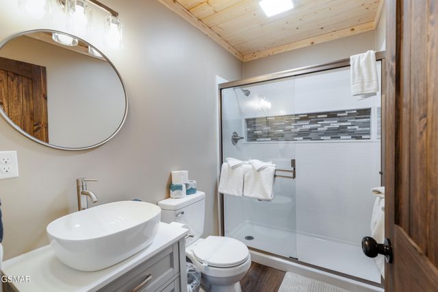 775 Shell Mountain Road, Sevierville, TN 37876