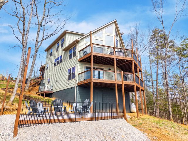 775 Shell Mountain Road, Sevierville, TN 37876