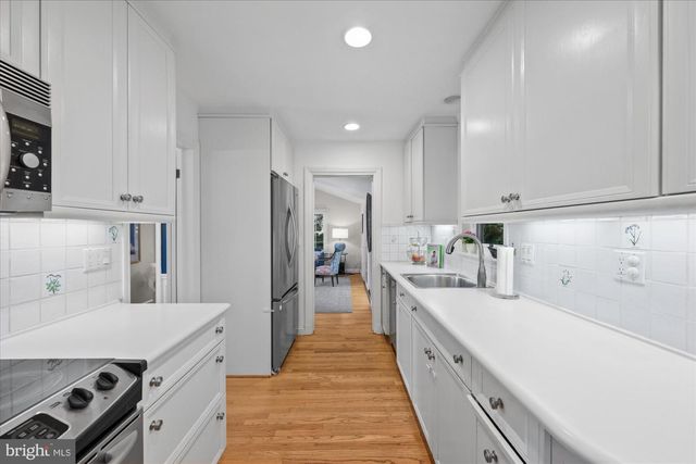 5901 DEVONSHIRE DR, Bethesda, MD 20816