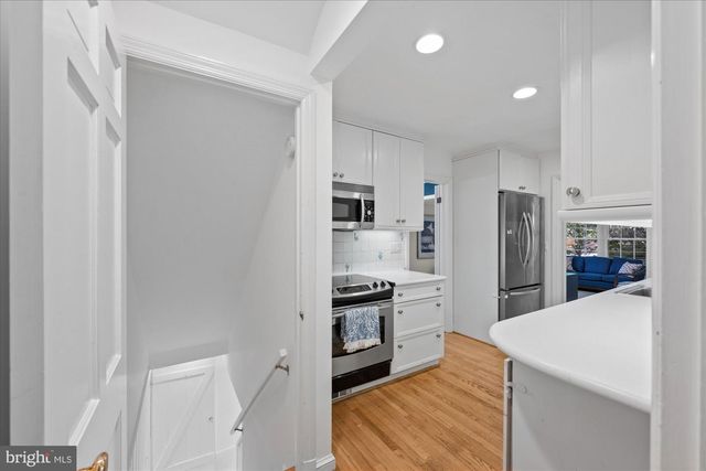 5901 DEVONSHIRE DR, Bethesda, MD 20816