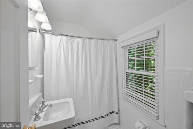 5901 DEVONSHIRE DR, Bethesda, MD 20816