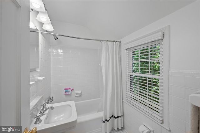 5901 DEVONSHIRE DR, Bethesda, MD 20816
