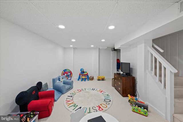 5901 DEVONSHIRE DR, Bethesda, MD 20816