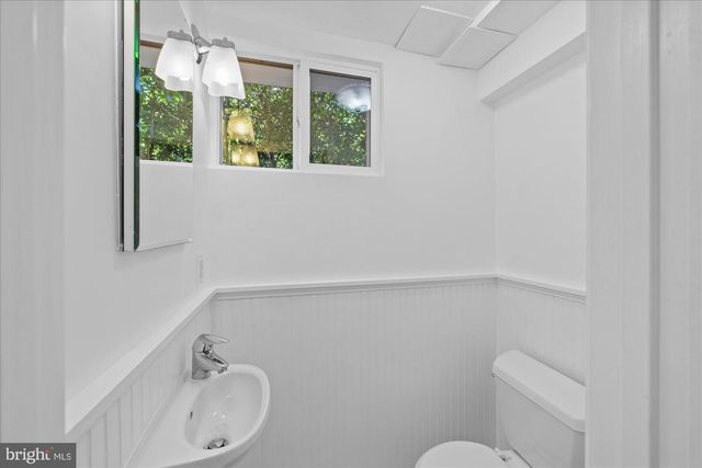 5901 DEVONSHIRE DR, Bethesda, MD 20816