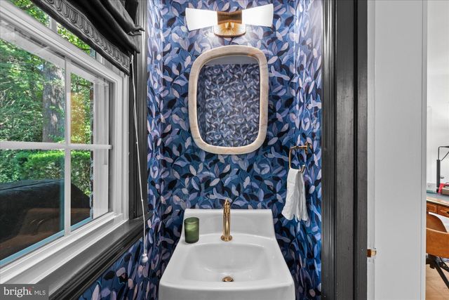 5901 DEVONSHIRE DR, Bethesda, MD 20816