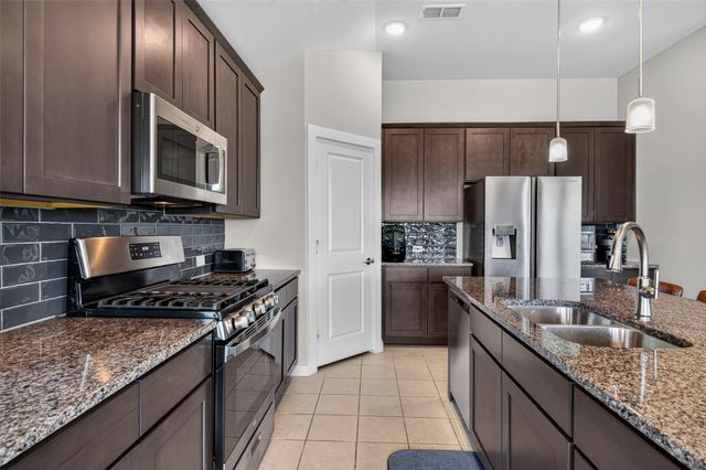 3014 Water Light Lane, Royse City, TX 75189