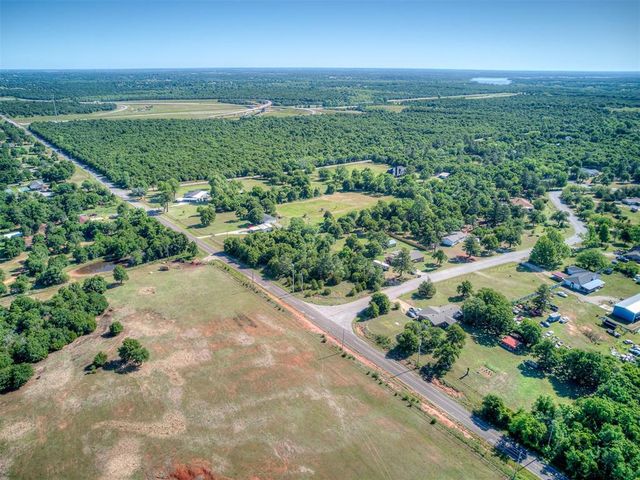 19009 Rockspring Drive, Newalla, OK 74857