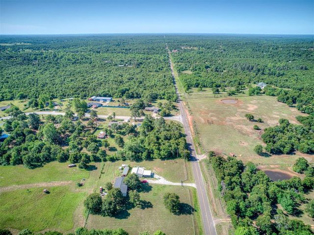 19009 Rockspring Drive, Newalla, OK 74857