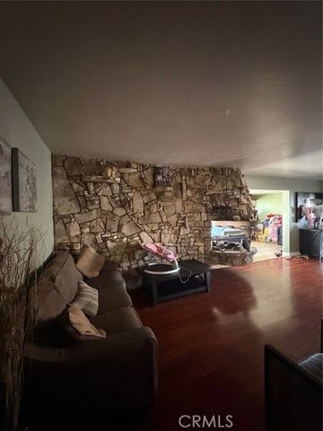 2403 w almond ave, Orange, CA 92868