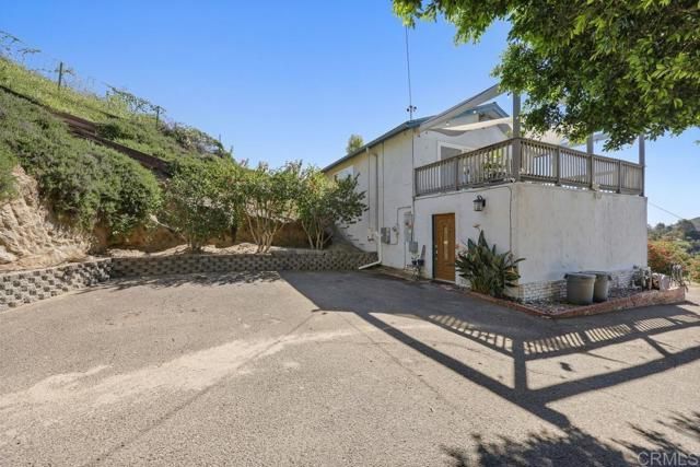 12135 Los Amigos Way, Lakeside, CA 92040