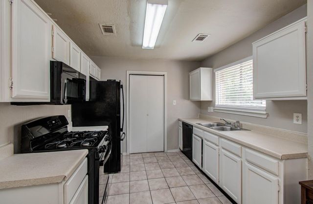 4322 Tracemeadow Drive, Houston, TX 77066