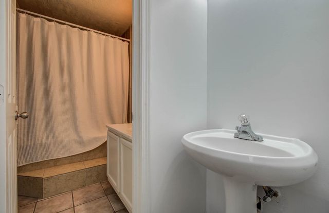 4322 Tracemeadow Drive, Houston, TX 77066