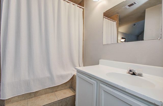 4322 Tracemeadow Drive, Houston, TX 77066