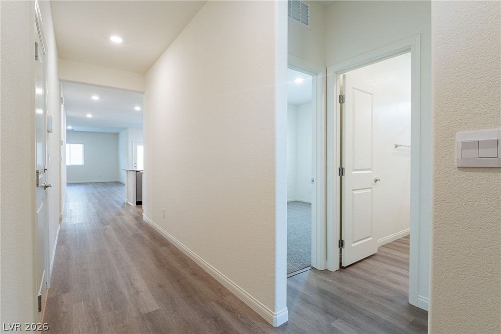 1691 Douglas Creek Street, North Las Vegas, NV 89084 — photo 4