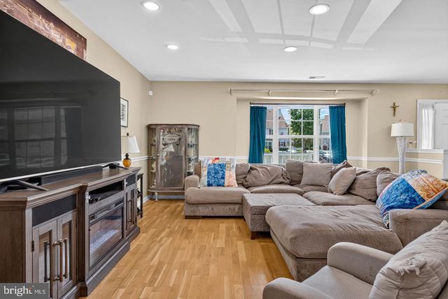 4702 ABERDEEN LN, Blackwood, NJ 08012