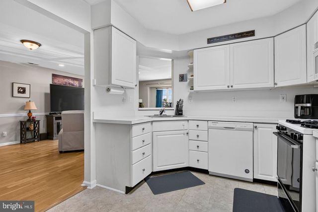 4702 ABERDEEN LN, Blackwood, NJ 08012