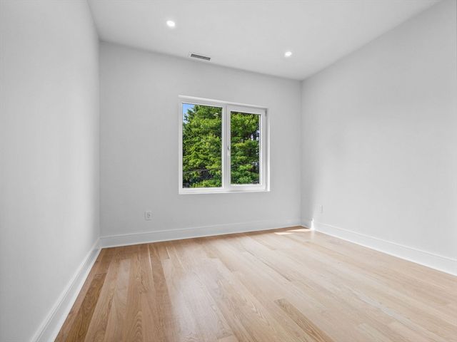 45 River Avenue 45, Newton, MA 02464